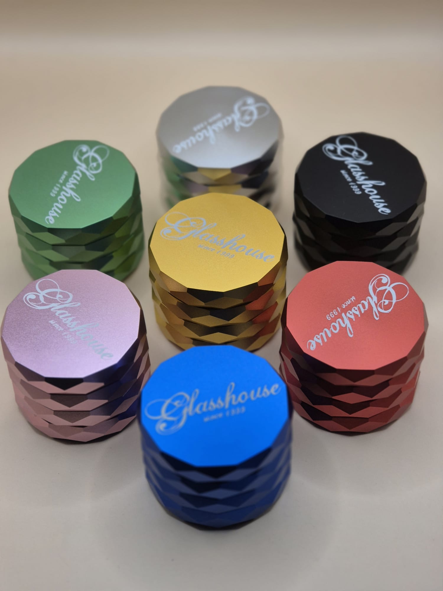 Aluminium Grinder Diamond 4-tlg. Kräutermühle Crusher - B60mm, H47mm